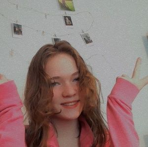 Meet your Posher, Emilynn